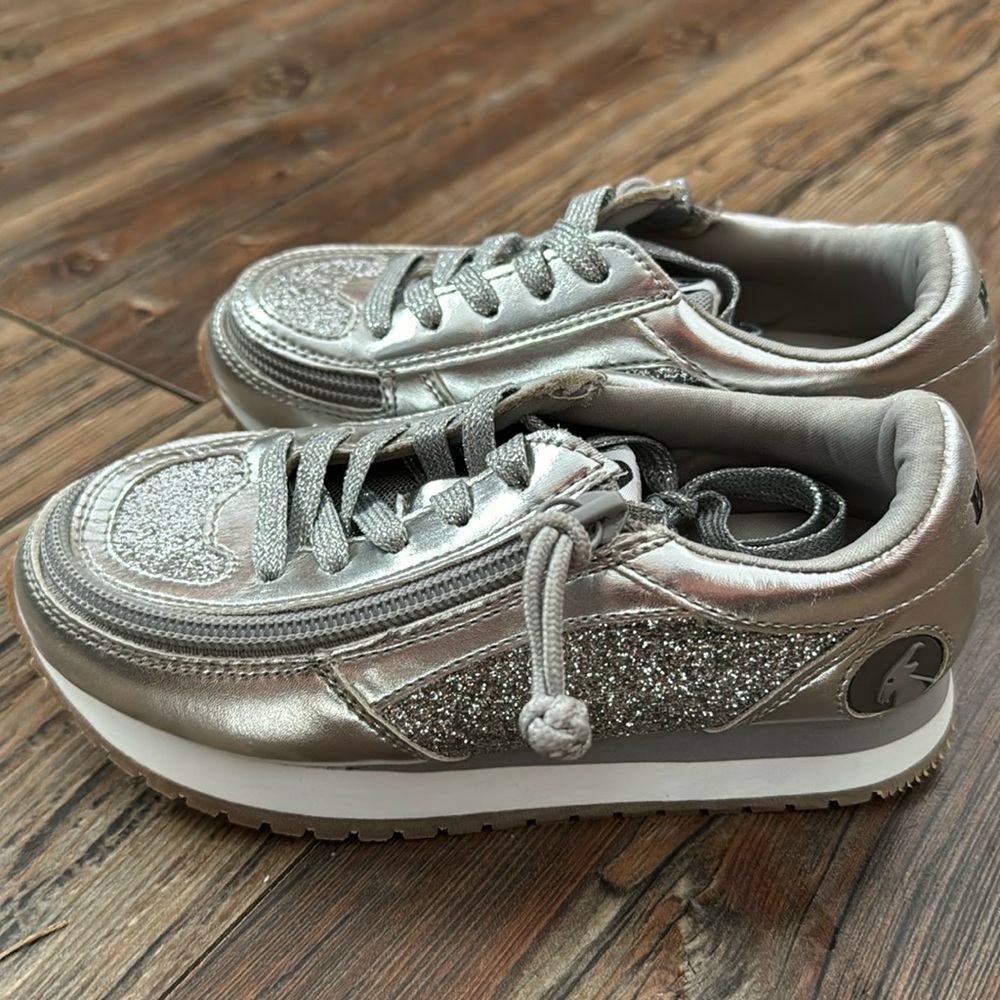 Billy Jogger sneaker silver glitter kids size 12